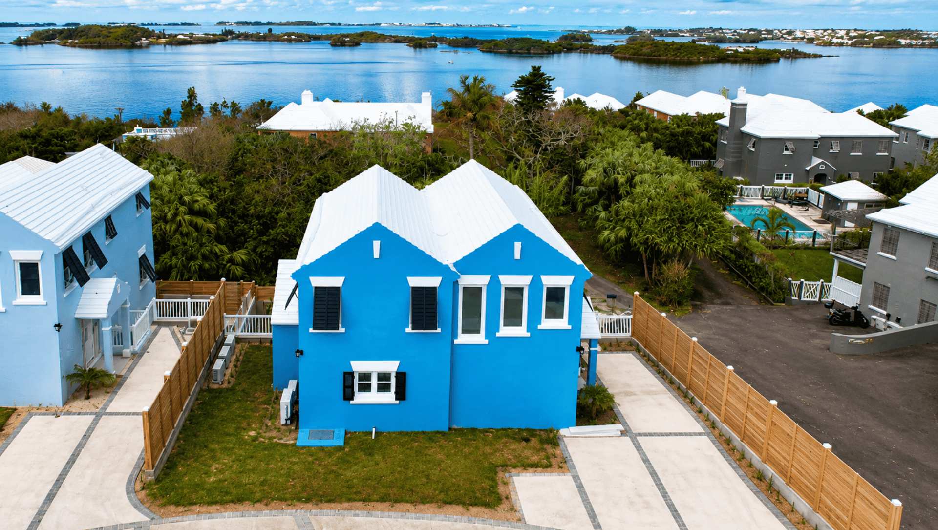 The Luxury Condos Playbook: Fractional Assets & Branded Resorts